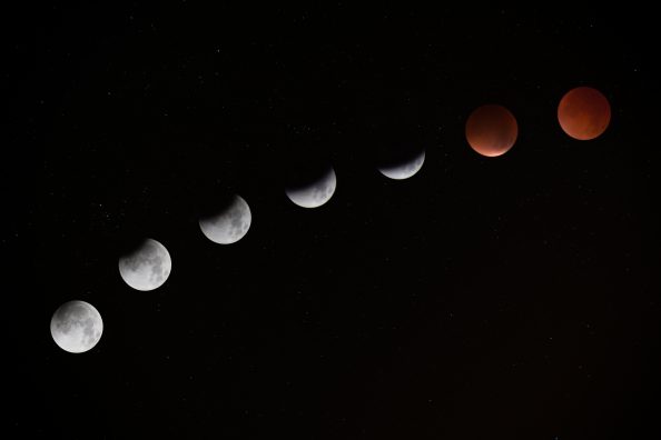 Using Case Air and Bracketing for Shooting a Lunar Eclipse Using Case Air and Bracketing for Shooting a Lunar Eclipse